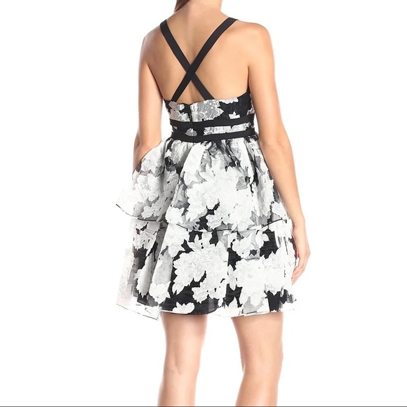 BCBGENERATION Black and White Tiered Dress - Picture 4 of 4